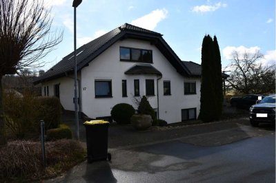 Mehrfamilienhaus in Biebertal zu verkaufen.