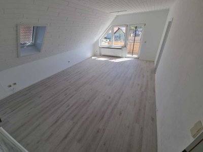 Exklusive, gepflegte 4-Zimmer-Maisonette-Wohnung mit EBK in Hatzenbühl