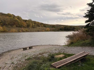 Endlich der Großstadt entfliehen und ein entspanntes Leben in der Natur führen....