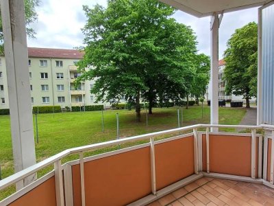 Erdgeschosswohnung - nette Nachbarn - ruhige Lage - EG links