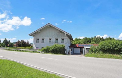 Wohnhaus mit zwei Wohneinheiten auf 1666m² Grundstück in Siegsdorf