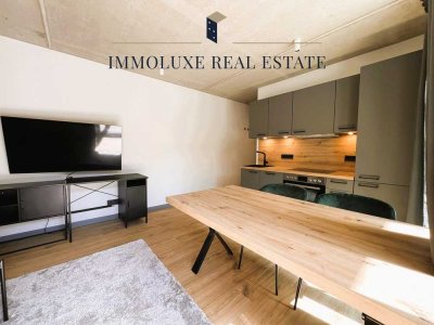 - Exklusives & möbliertes Apartment im kernsanierten Bunker -