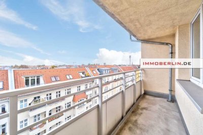 IMMOBERLIN.DE - Helle Wohnung mit Loggia in attraktiver Lage