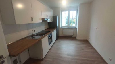 Neuwertige Etagenwohnung im Norden von Regensburg - Traumhafte 3-Zimmer Wohnung mit moderner Küche