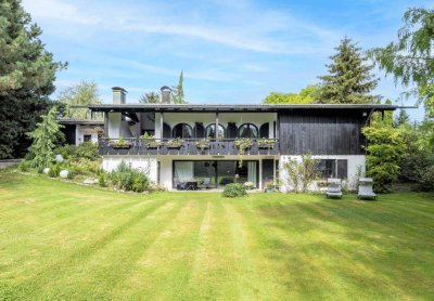Wohnen im Grünen – Einfamilienhaus mit parkähnlichem Garten & Pool