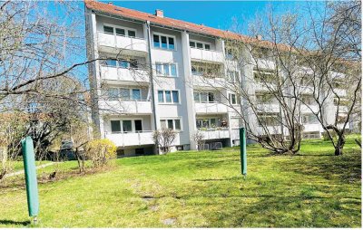 Helle 3-Zimmer Wohnung inkl. Stellplatz in Chemnitz zu vermieten - Top Zustand!