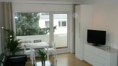 Möbliertes, sonniges Apartment mit Balkon und EBK auf Zeit!
