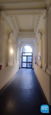 3 Zimmer Altbauwohnung hofseitig unbefristet