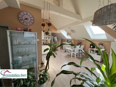 GRENZE L-WORMELDANGE: 3 WOHNUNGEN MIT GARAGEN UND GARTEN