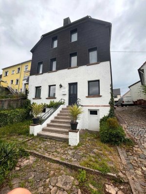 **7 % Rendite - renoviertes Reihenendhaus in Tholey**