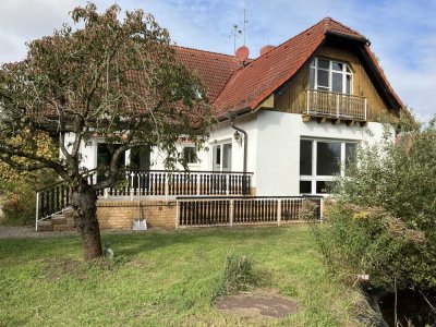 Großzügiges Architekten-landhaus, voll unterkellert mit ca. 200 m² Wohnfläche in 17268 Fergitz UM