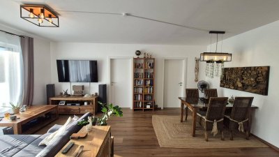 HELLE, FAMILIENTAUGLICHE WOHNUNG AM RIEDERBERG