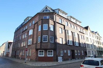 Drei-Zimmerwohnung mit Altbaucharme und Sonnenbalkon