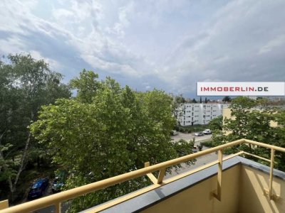 IMMOBERLIN.DE - Lichtdurchflutete sanierte Wohnung mit ruhiger Südloggia
