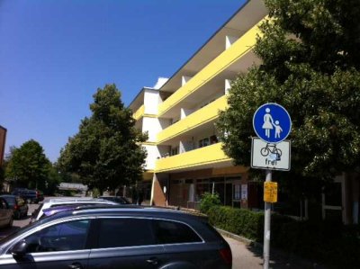 Wohnungspaket zu verkaufen: ca. 4 ,55 % Mietrendite (3.285 €/qm)