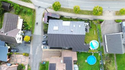 Modernes Einfamilienhaus: Pool, PV-Anlage, Garten, Kamin  und  Ausbaumöglichkeit in Buchholz