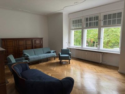 Wunderschöne, komplett sanierte Altbauwohnung in Bestlage in Berlin-Nikolassee zu vermieten
