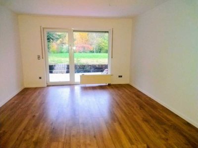 Attraktive 3-Zimmer-Souterrain-Wohnung mit Balkon in Saarbrücken