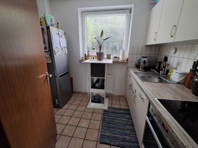 Freundliche 3-Zimmer-EG-Wohnung mit EBK in Neumünster