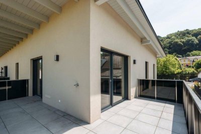 8421 Wolfsberg/Schw.: Hochwertige Terrassenwohnung im Grünen (BJ 2020)