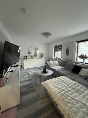 Schöne 2-Zimmer-Wohnung mit Einbauküche & Stellplatz in Reilingen – ab 01.11. frei