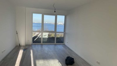 nur schriftliche Anfragen / Exklusive 3 Zimmerwohnung  mit Warnowblick und Tiefgaragenstellplatz