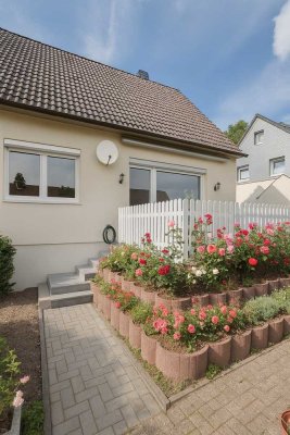 Charmantes Einfamilienhaus mit Potenzial – Sanierungsbedürftig mit großem Grundstück