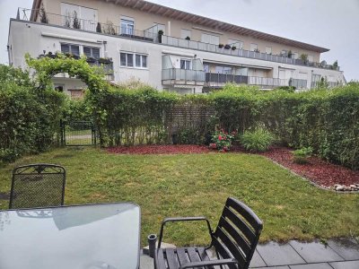 Exklusive 2-Zimmer-EG-Wohnung mit gehobener Innenausstattung mit Balkon und Einbauküche in Olching