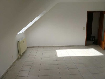 2-Zimmer-Dachgeschosswohnung zu vermieten