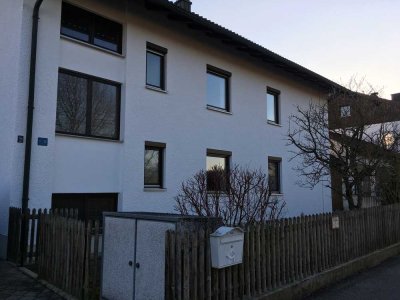 Helle freundliche Wohnung im 1. Stock