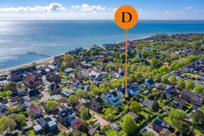 Stilvolle strandnahe Stadtwohnung mit Kaminofen, schönem Garten, Tiefgaragen- u. Außenstellplatz