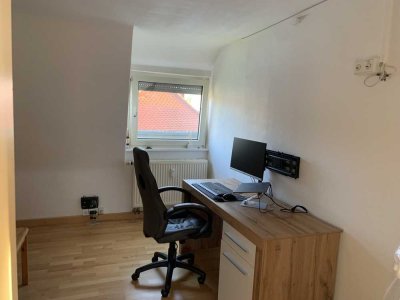 Charmante 2-Zimmer-Dachgeschosswohnung in Stuttgart Weilimdorf