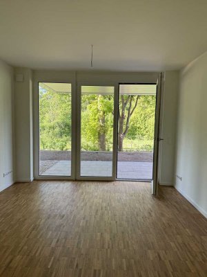 Erstbezug helle 2. Zi. EG- Whg. Süd-West Blick ins Grüne