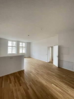 Wohnen im Denkmal - großzügige 4-Raum-Wohnung mit offenem Essbereich