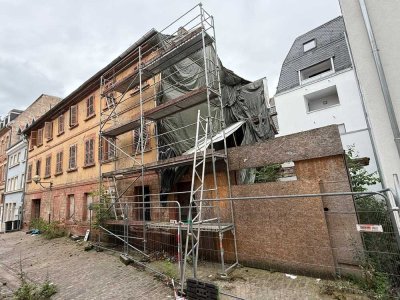 ++Bauträgerobjekt! Sanierungsbedürftiges Denkmalanwesen - 505m² Wohn-Gewerbefläche in LD-Zentrum !++