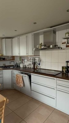 Sanierte 4-Raum-Wohnung mit Balkon und Einbauküche in Bretten
