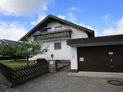 Top-gepflegtes, freisteh. Haus mit D-Garage und 684 m² Grundstück, von Privat