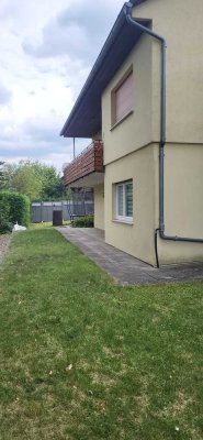 Ansprechende und vollständig renovierte 3-Raum-EG-Wohnung mit EBK in Tauberbischofsheim