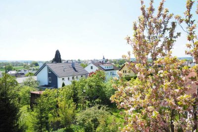Grundsolide Doppelhaushälfte in Top-Lage!