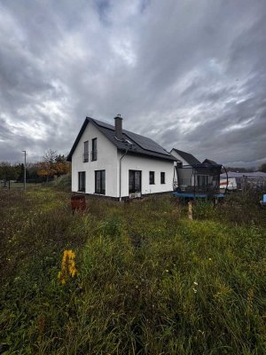 EFH in Quetzdölsdorf – mit PV-Anlage & großem Grundstück