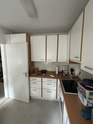 4-Zimmer-Wohnung mit Einbauküche und Balkon in Bonn Hardtberg (Zeitmietvertrag 3 Jahre)