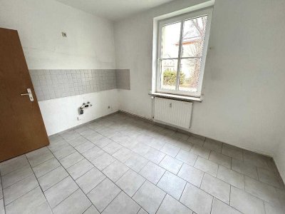 Lichtdurchflutete 3 Zimmer Wohnung mit Dusche und Balkon!