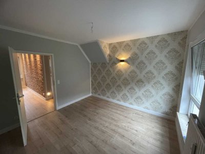 Sehr schöne, fast luxuriöse 3-Zimmer-Wohnung im 2. OG in Steinach