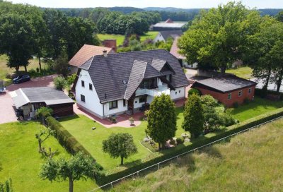 Ländliches Paradies: Einfamilienhaus mit großem Grundstück und vielseitigen Nutzungsmöglichkeiten!