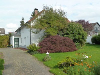 Helle 2,5 Zimmer-Wohnung im Grünen, Oberursel
