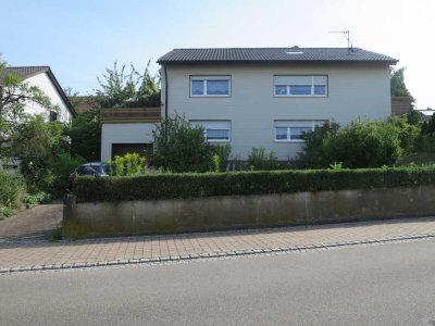 Mehrgenerationenhaus in verkehrsgünstiger Lage