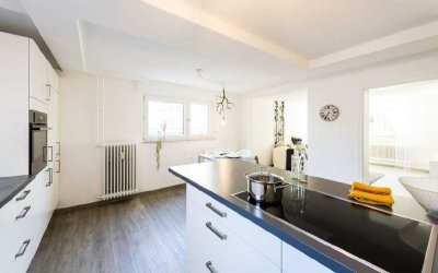 Lichtdurchflutete offene 3-Zimmer-Wohnung mit Einbauküche und Stellplatz in Pfungstadt