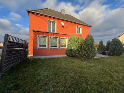 1-2 Fam.-Wohnhaus mit schönem Grundstück nähe des Zentrums ** Gepflegt  und gedämmt ** Top **