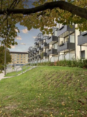 Erstbezug nach Sanierung mit Balkon!