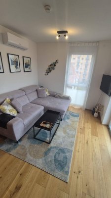 Exklusive 2,5 (3)-Zimmer Neubauwohnung (63 m²) mit 3 Balkonen, Klimaanlage, Smarthome und Tiefgarage in Graz-Lend!